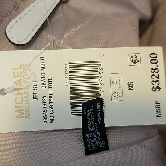 Michael Kors Jet Set Tote With Airplane Design - Picture 4 of 11